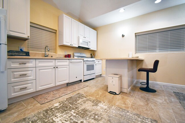 Building Photo - 6508 Moorcroft Ave