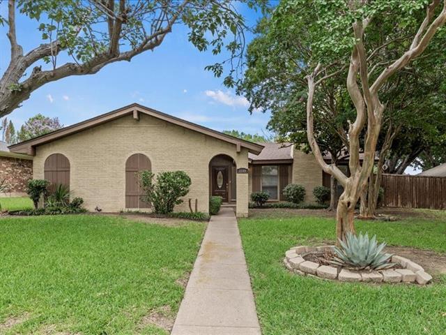 Foto principal - 2709 Leameadow Dr