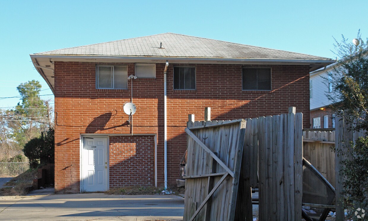 Building Photo - 1729-1735 Morehead Ave