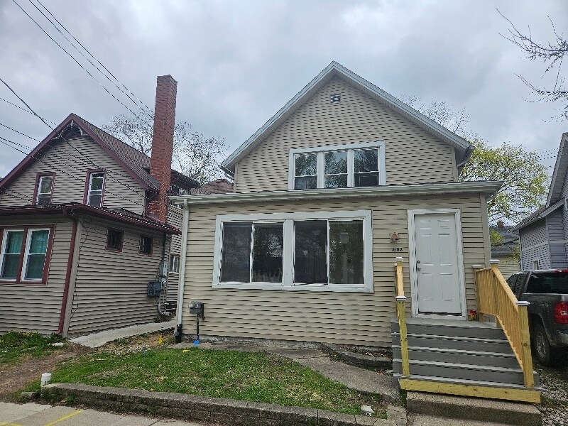 Foto principal - 1604 Coleman Ave