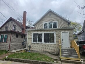 Building Photo - 1604 Coleman Ave