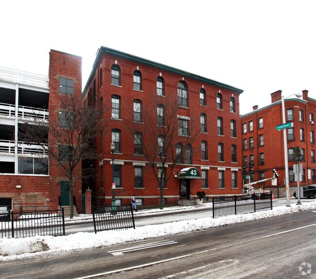 43 Austin St Worcester, MA 01609 Rentals Worcester, MA