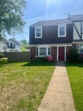 Building Photo - 1133 James Madison Cir