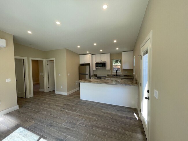 Foto del edificio - 12-768