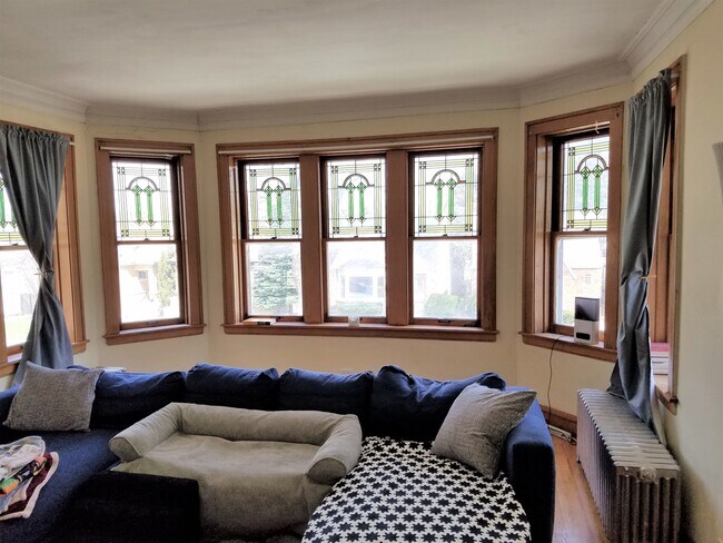 Foto del edificio - 5057 W Newport Ave