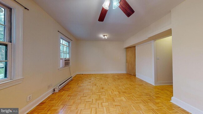 Foto del edificio - 4000 Edmunds St NW