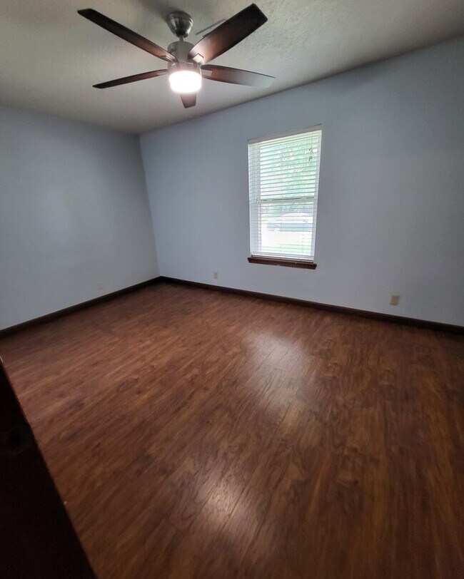 Building Photo - Welcome Home!!!