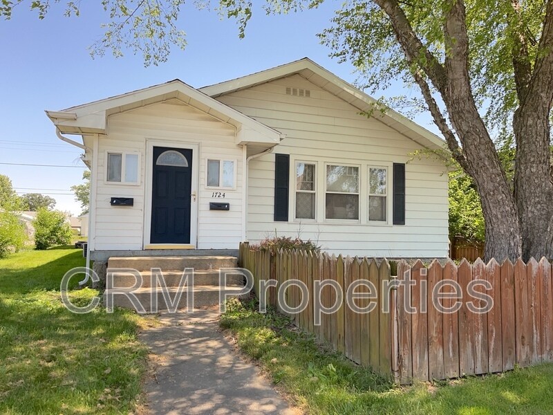 1724 S Washington St Unit 2, Kokomo, IN 46902 Condo for Rent in