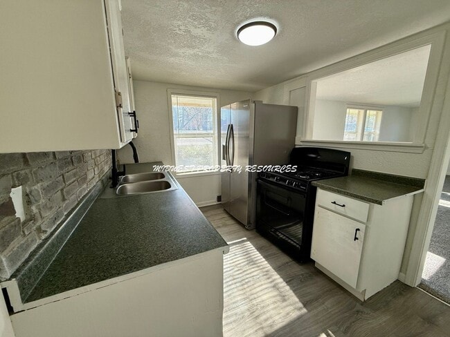 Building Photo - 2 Bedroom Bungalow in Holden