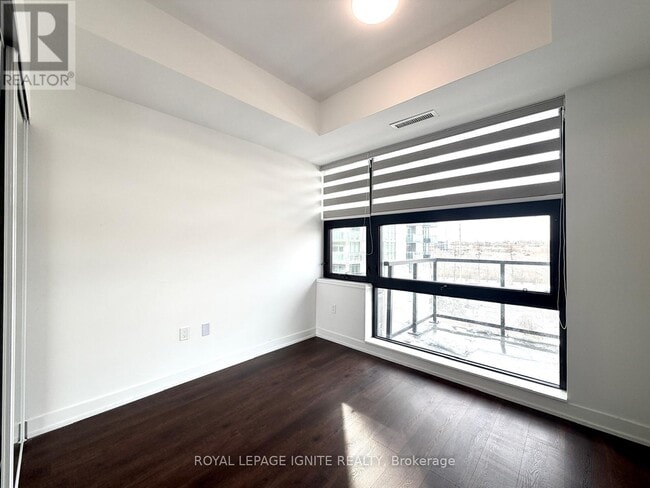 Building Photo - 1604 Charles St