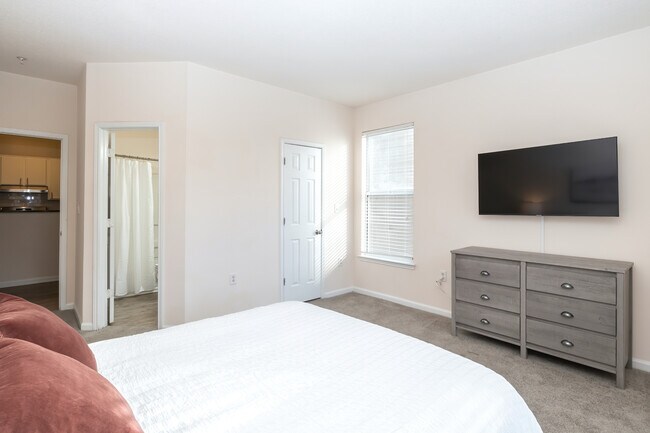 Building Photo - 6421 Campus Dr
