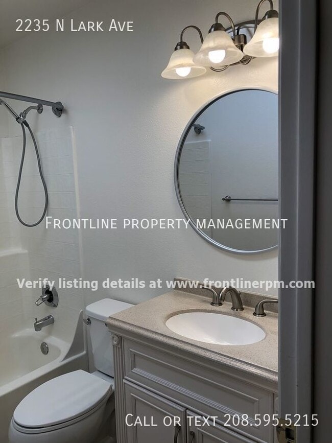 Foto del edificio - 2235 N Lark Ave
