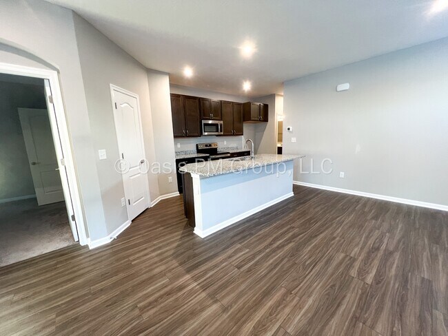 Foto del edificio - 521 Rochdale Run