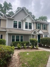 Building Photo - 7940 Shadow Oak Dr