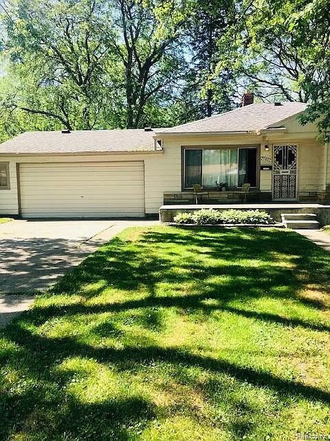 Primary Photo - 29497 Oakwood St