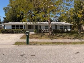 Building Photo - 1659 Ricardo Ave