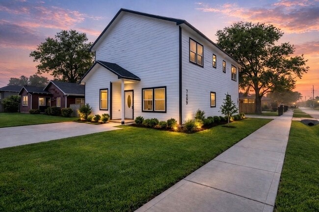 Foto del edificio - 7989 Sunbury St