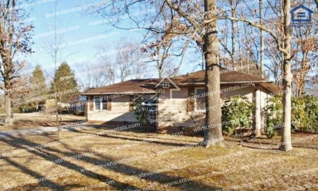 Foto del edificio - 929 Deerfield Dr