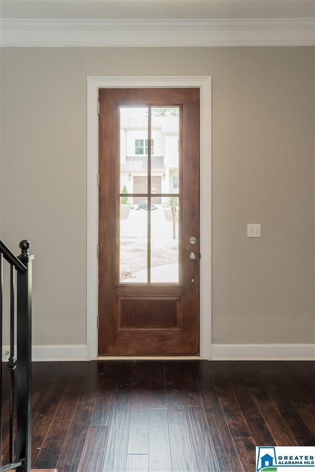 Foto del edificio - 418 Edgewood Pl