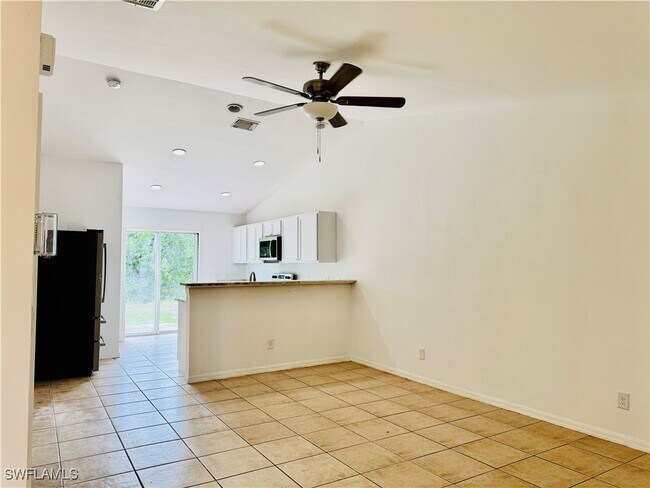 Foto del edificio - 5241 28th St SW
