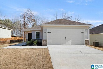 Building Photo - 613 KLYNES Dr