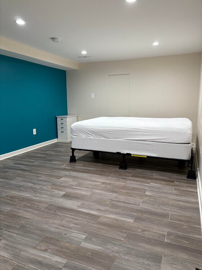 Foto del edificio - 2909 Tremont Ave