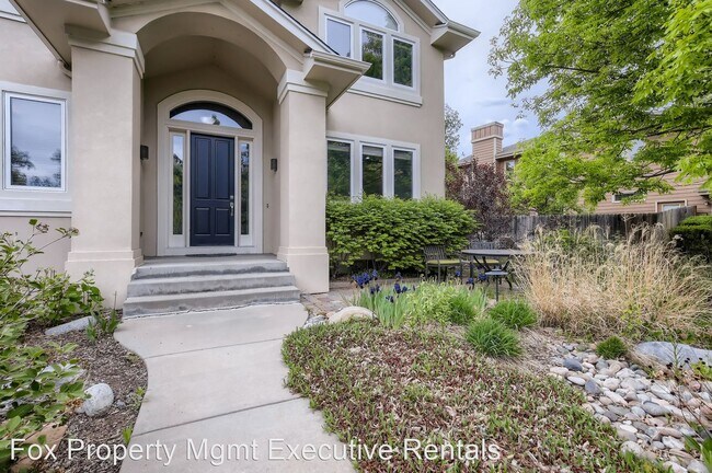 Building Photo - 5 br, 4.5 bath House - 1767 Casey Ct