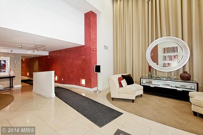 Foto del edificio - Updated 1 Bedroom Condo with Office and Ga...