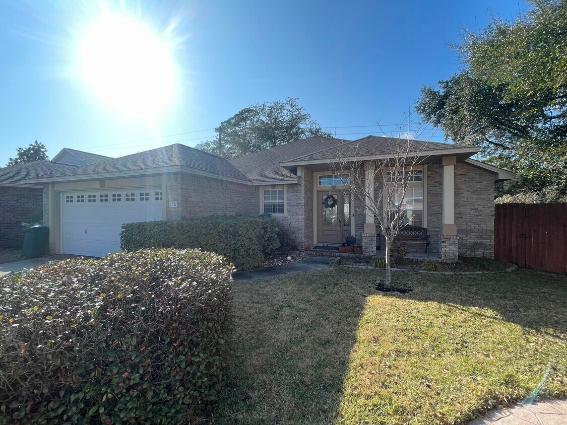 858 Van Dyke Dr, Shalimar, FL 32579 House Rental in Shalimar, FL