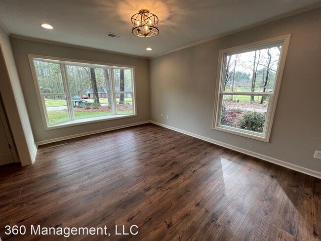 Building Photo - 4 br, 2.5 bath House - 2080 S. Evergreen St