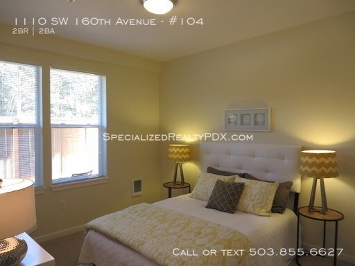 Building Photo - 1110 SW 160th Ave