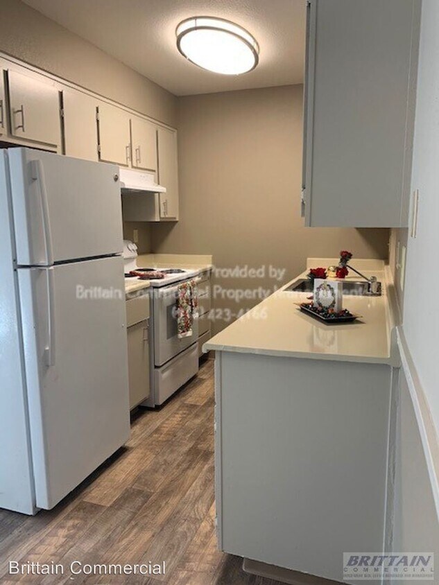 Foto principal - 7475 Stockton Blvd