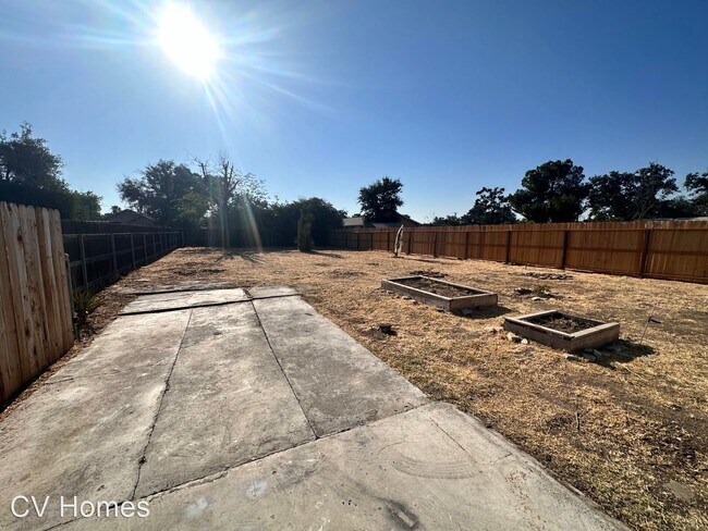 Foto del edificio - 2 br, 1 bath House - 1233 Middleton St
