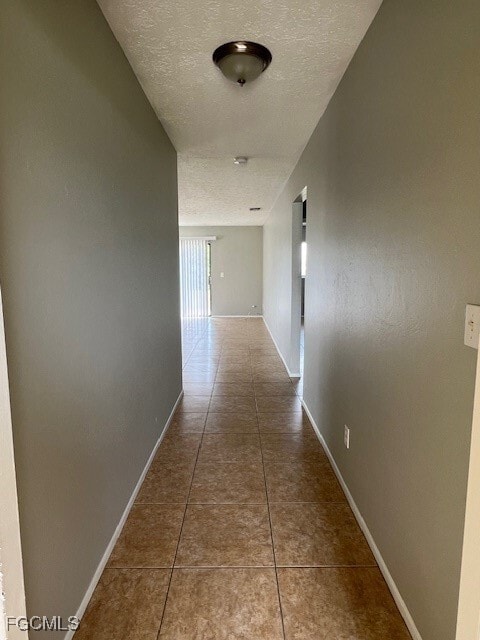 Foto del edificio - 1206 Diplomat Pkwy E