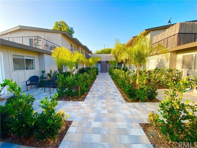 Foto principal - 313 E 17th Pl