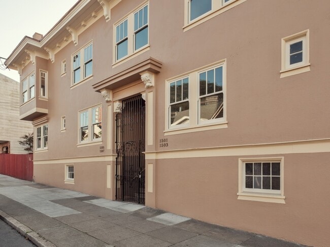 Building Photo - 1505 7th Ave