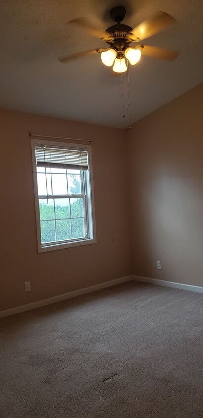 Primary Photo - 2 Bedroom 2.5 Bath Townhouse near Med Cent...