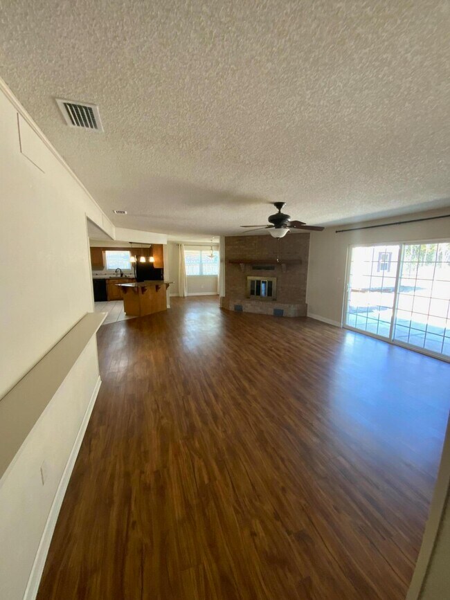 Foto del edificio - 129 12th Ave