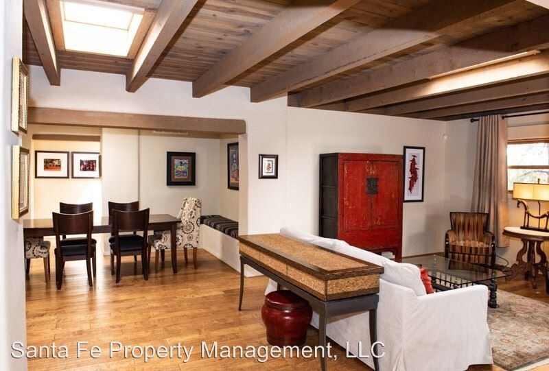 Primary Photo - 3 br, 2 bath House - 321 Calle Loma Norte