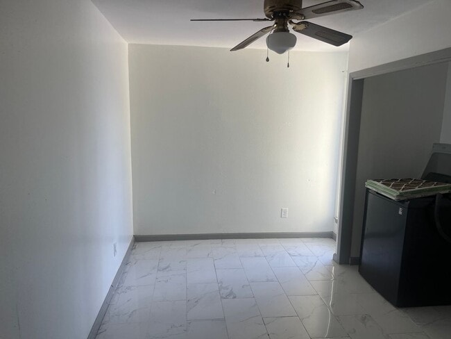 Building Photo - 7302Alaba