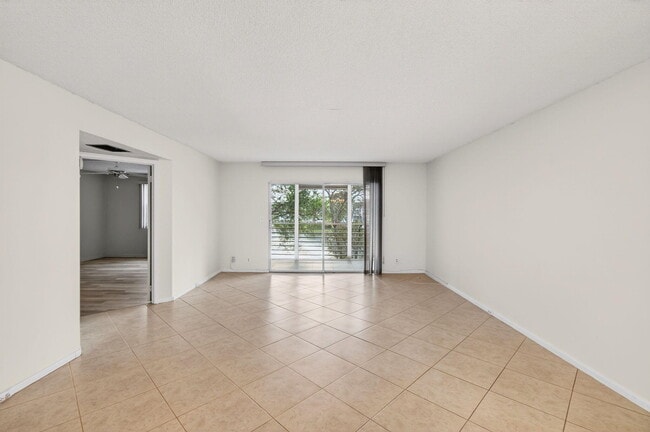 Building Photo - 1704 Andros Isle