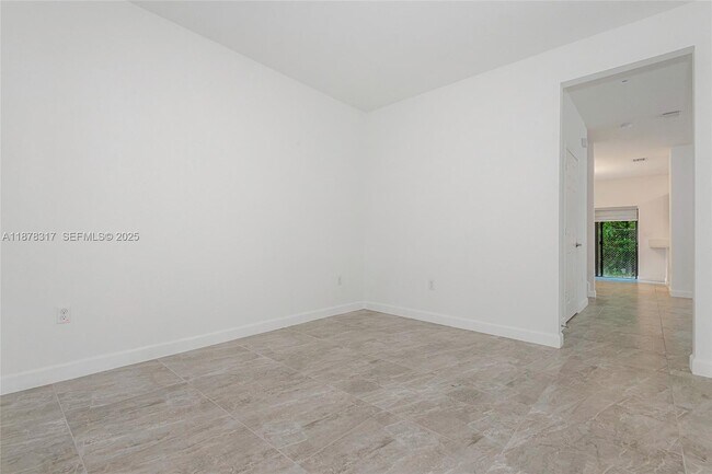 Foto del edificio - 152 SW 185th Way