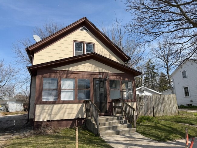 Building Photo - 2507 N 10th St