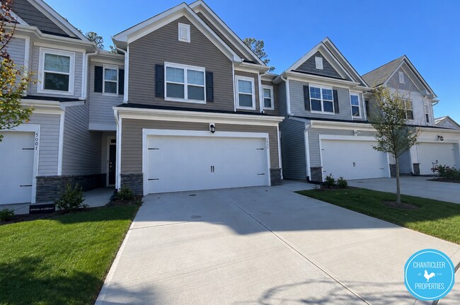 Foto del edificio - 5003 Fir Tree Ln