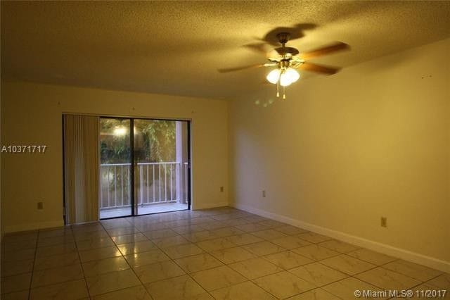 Foto del edificio - 9301 SW 92nd Ave