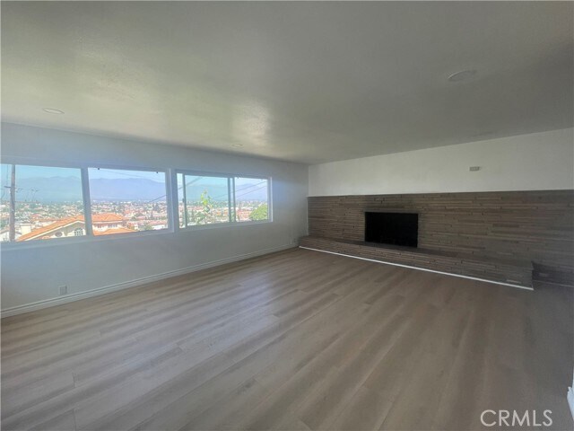 Foto del edificio - 718 Mooney Dr