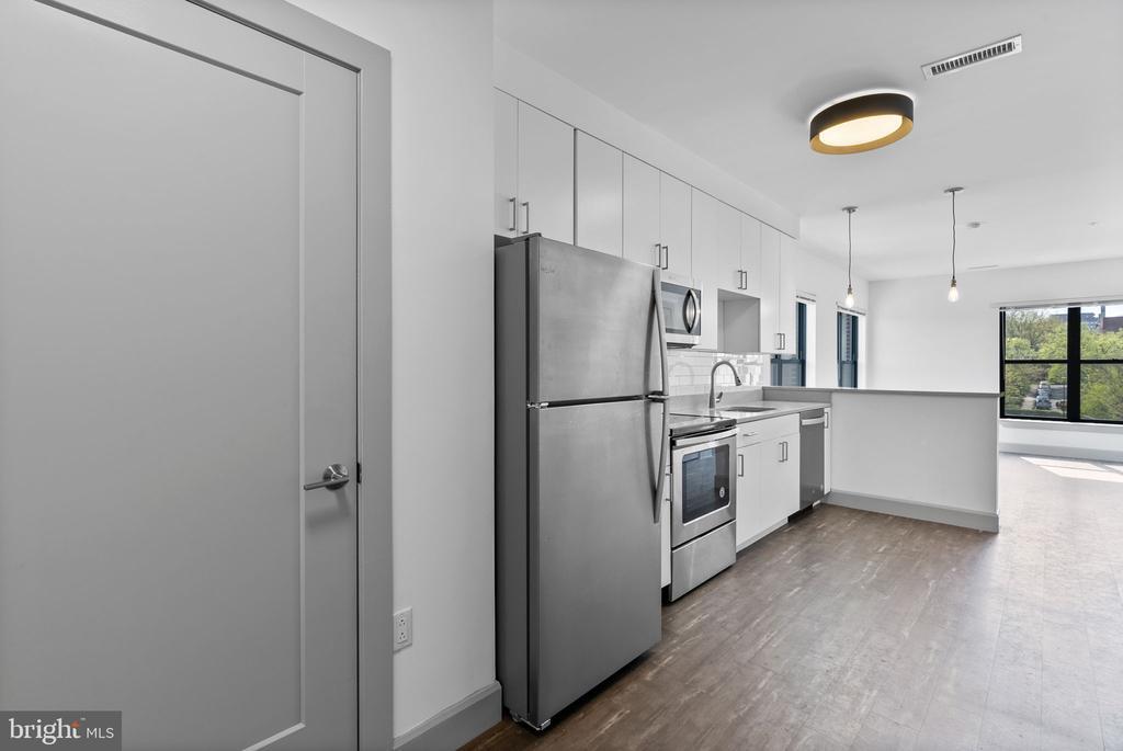 Foto principal - 303 McMechen St