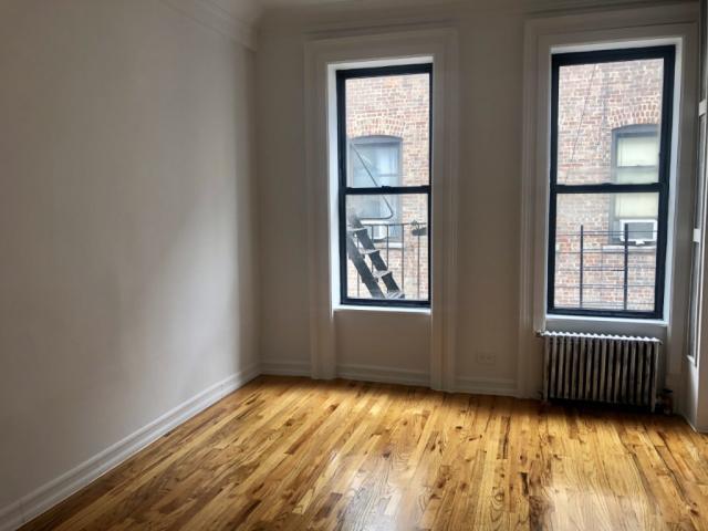 Foto del edificio - 3 bedroom in NEW YORK NY 10033