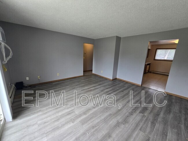 Foto del edificio - 101 16th Ave NW