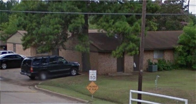 Foto del edificio - 1383 W 6th St